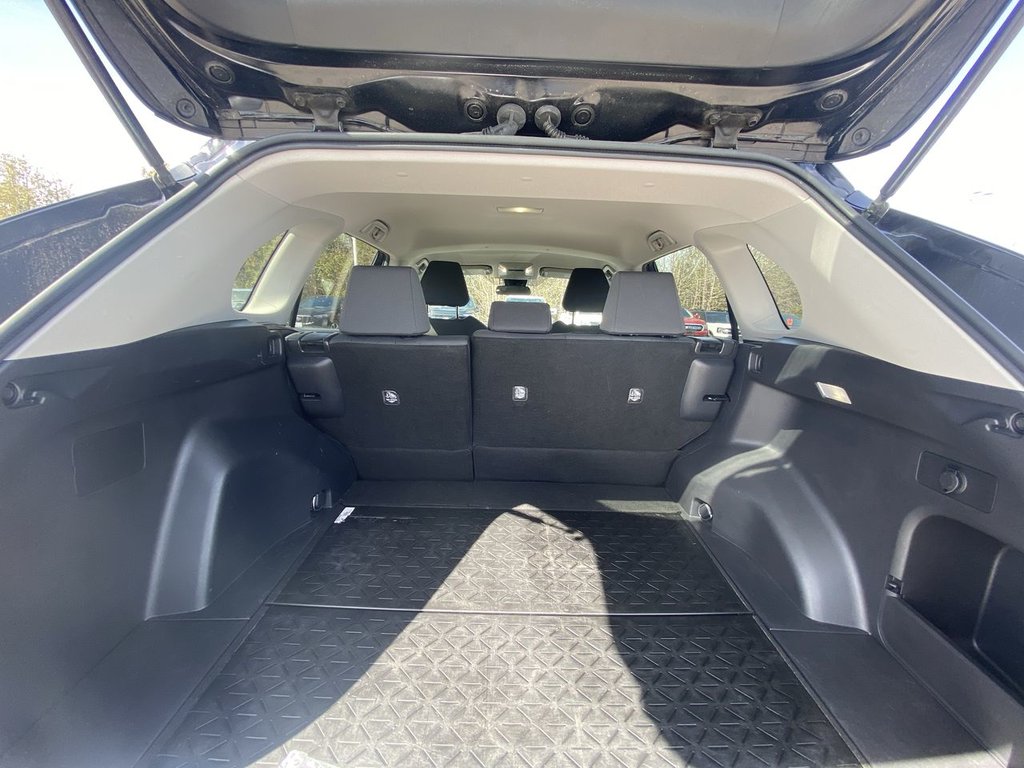 Toyota RAV4 LE 2022 à Alliston, Ontario - 22 - w1024h768px