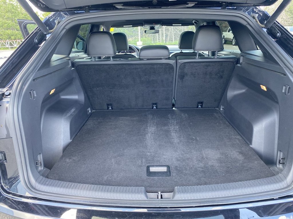 2022 Volkswagen Atlas Cross Sport Highline in Alliston, Ontario - 24 - w1024h768px