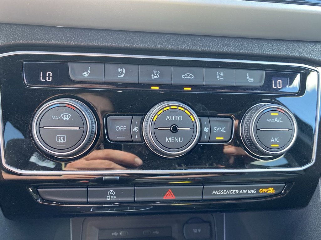 2022 Volkswagen Atlas Cross Sport Highline in Alliston, Ontario - 19 - w1024h768px
