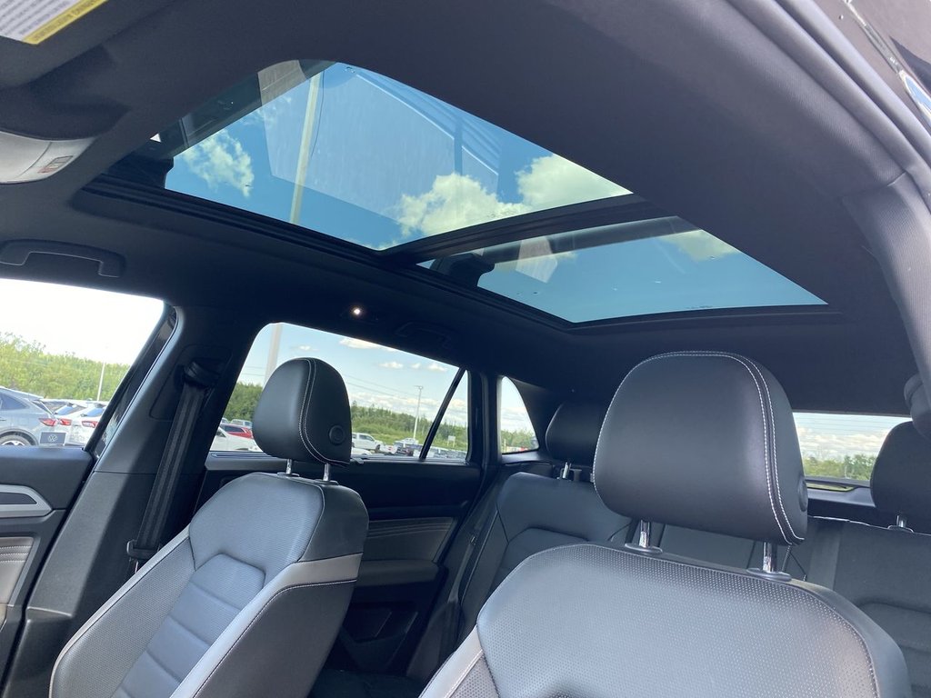 2022 Volkswagen Atlas Cross Sport Highline in Alliston, Ontario - 22 - w1024h768px