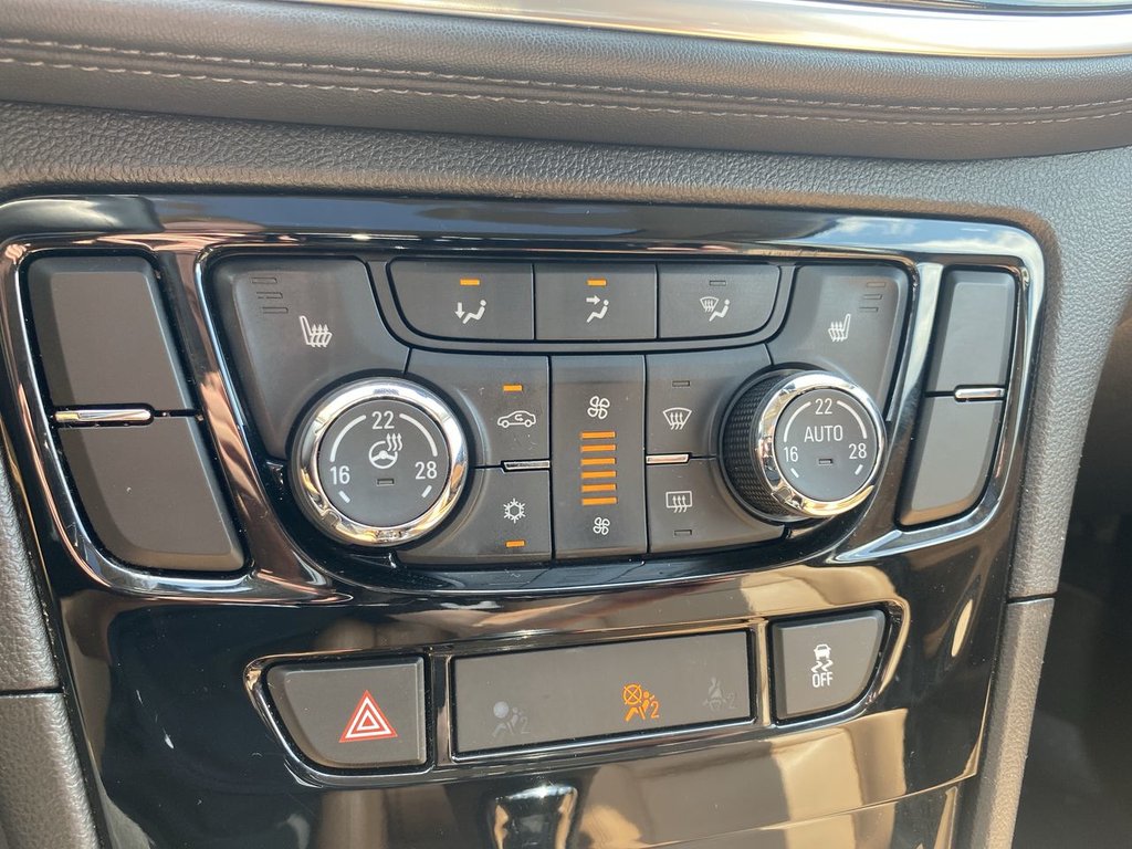 2017 Buick Encore Essence in Alliston, Ontario - 19 - w1024h768px