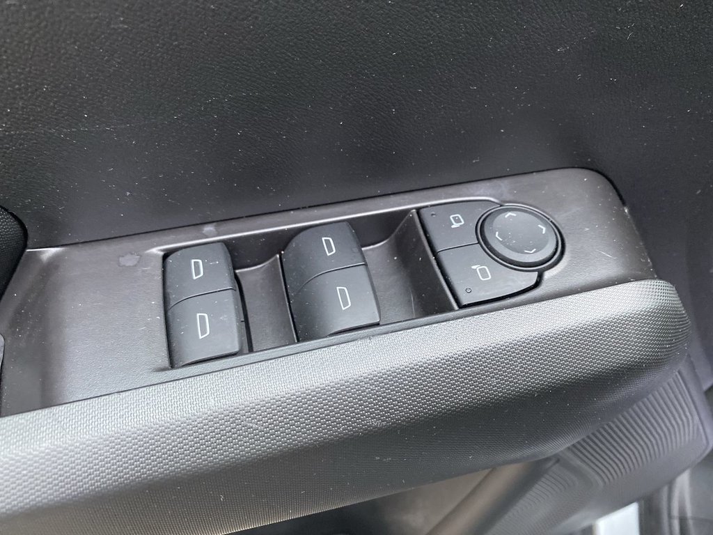 2024 Chevrolet Colorado 4WD Work Truck in Alliston, Ontario - 13 - w1024h768px