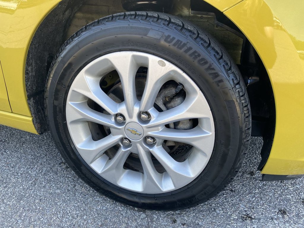 2022 Chevrolet Spark 1LT in Alliston, Ontario - 10 - w1024h768px