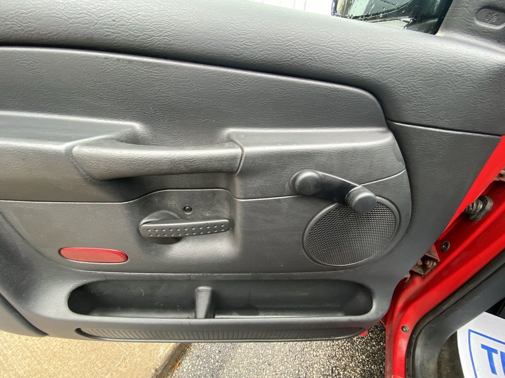 Dodge Ram 1500  2003 à Alliston, Ontario - 13 - w1024h768px