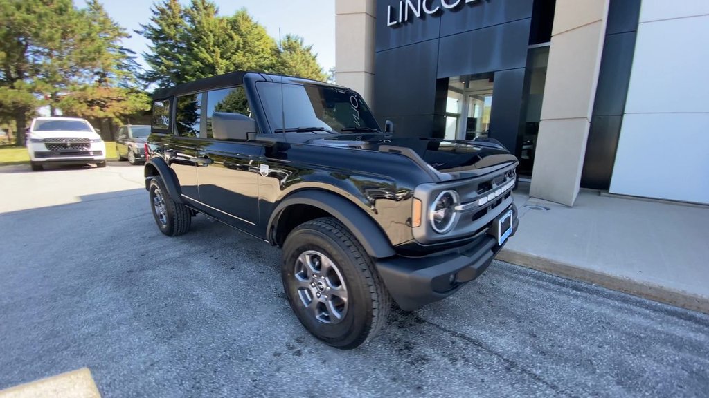 2024 Ford Bronco Big Bend in Alliston, Ontario - 2 - w1024h768px