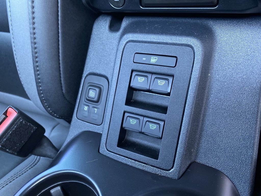 2024 Ford Bronco Big Bend in Alliston, Ontario - 13 - w1024h768px