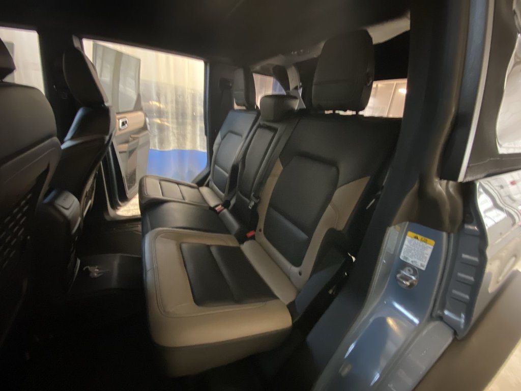 2024 Ford Bronco Big Bend in Alliston, Ontario - 22 - w1024h768px