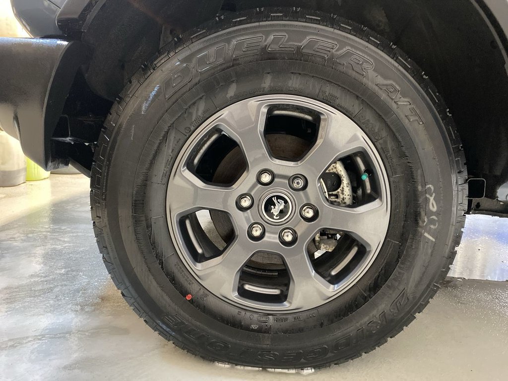 2024 Ford Bronco Big Bend in Alliston, Ontario - 10 - w1024h768px