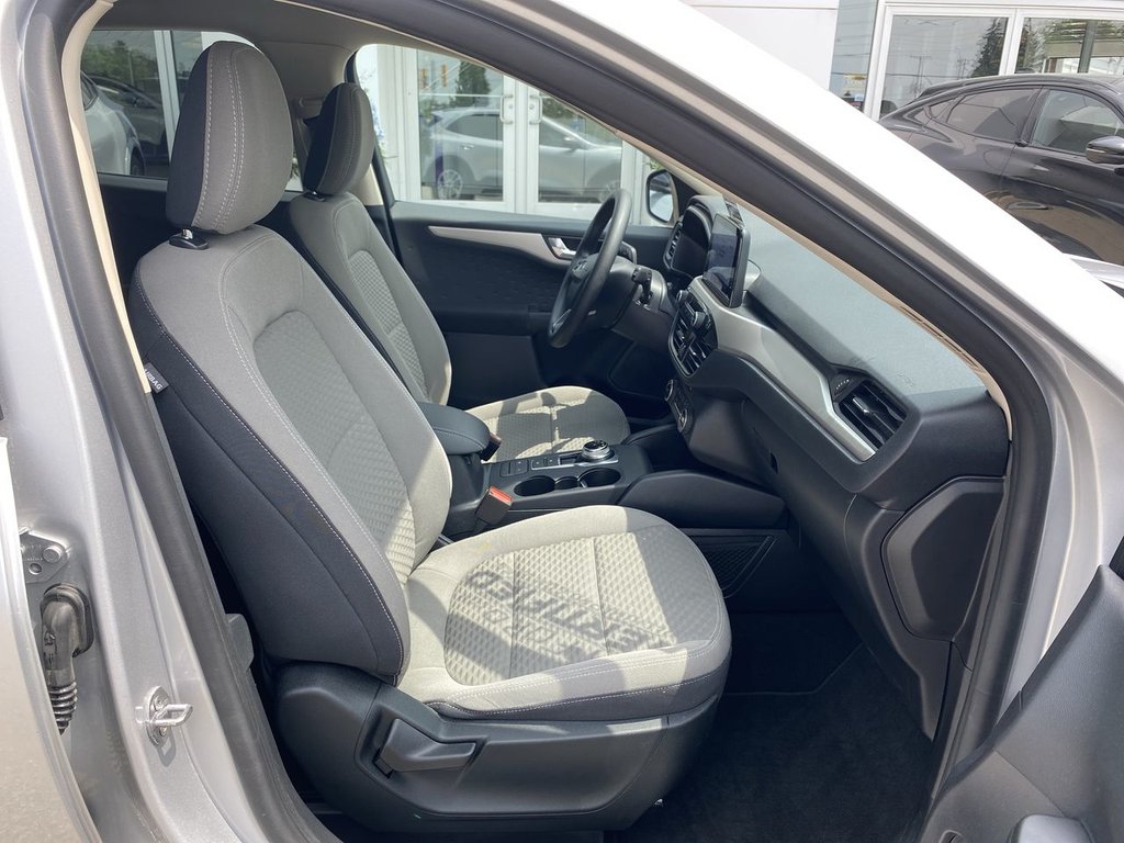 2020 Ford Escape SE in Alliston, Ontario - 24 - w1024h768px
