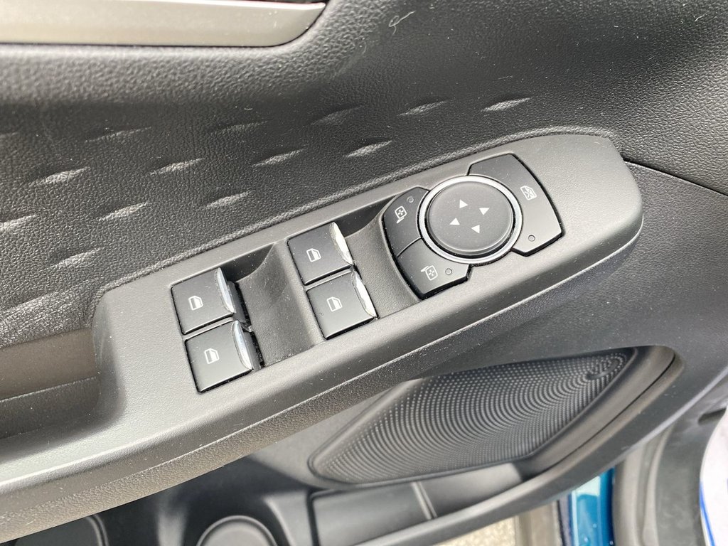 Ford Escape SEL 2020 à Alliston, Ontario - 13 - w1024h768px