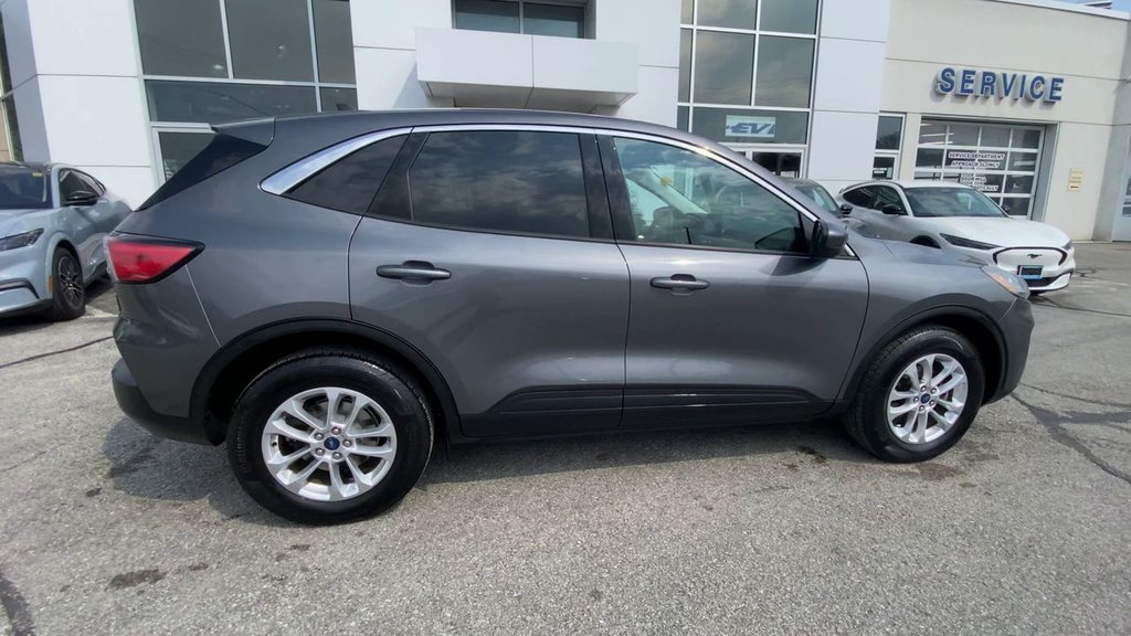2021 Ford Escape SE in Alliston, Ontario - 9 - w1024h768px