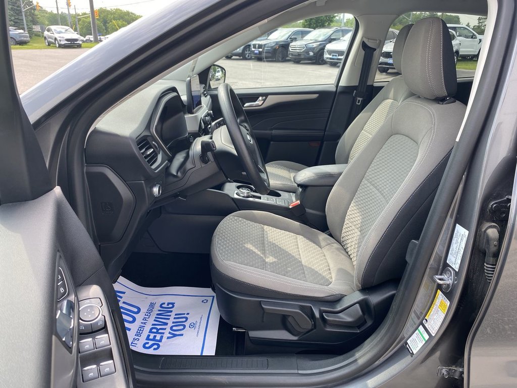 2021 Ford Escape SE in Alliston, Ontario - 11 - w1024h768px