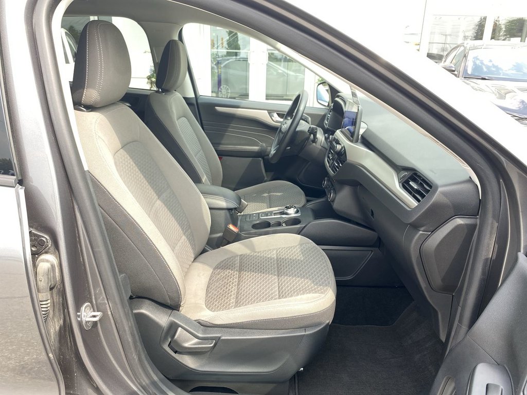 2021 Ford Escape SE in Alliston, Ontario - 24 - w1024h768px