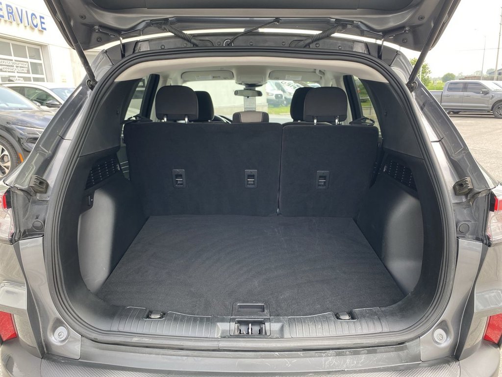 2021 Ford Escape SE in Alliston, Ontario - 23 - w1024h768px