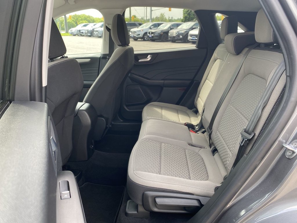 2021 Ford Escape SE in Alliston, Ontario - 22 - w1024h768px
