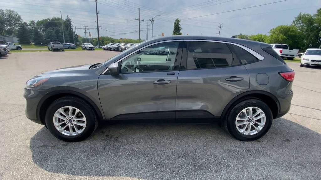 2021 Ford Escape SE in Alliston, Ontario - 5 - w1024h768px