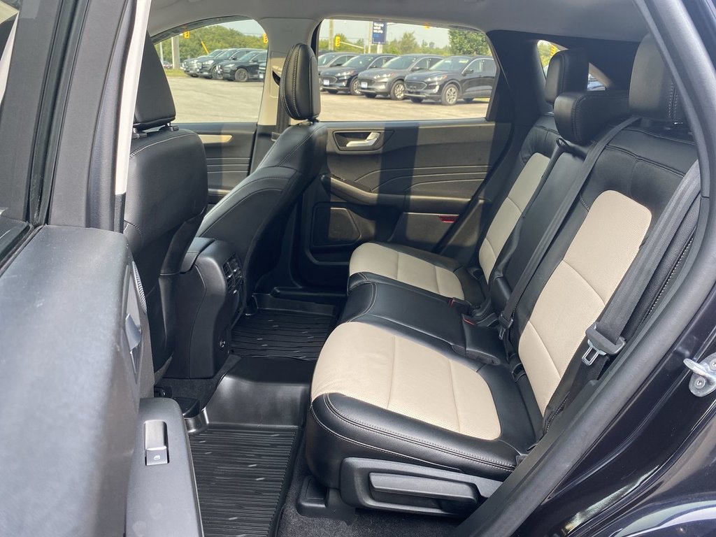 2021 Ford Escape Titanium Hybrid in Alliston, Ontario - 23 - w1024h768px