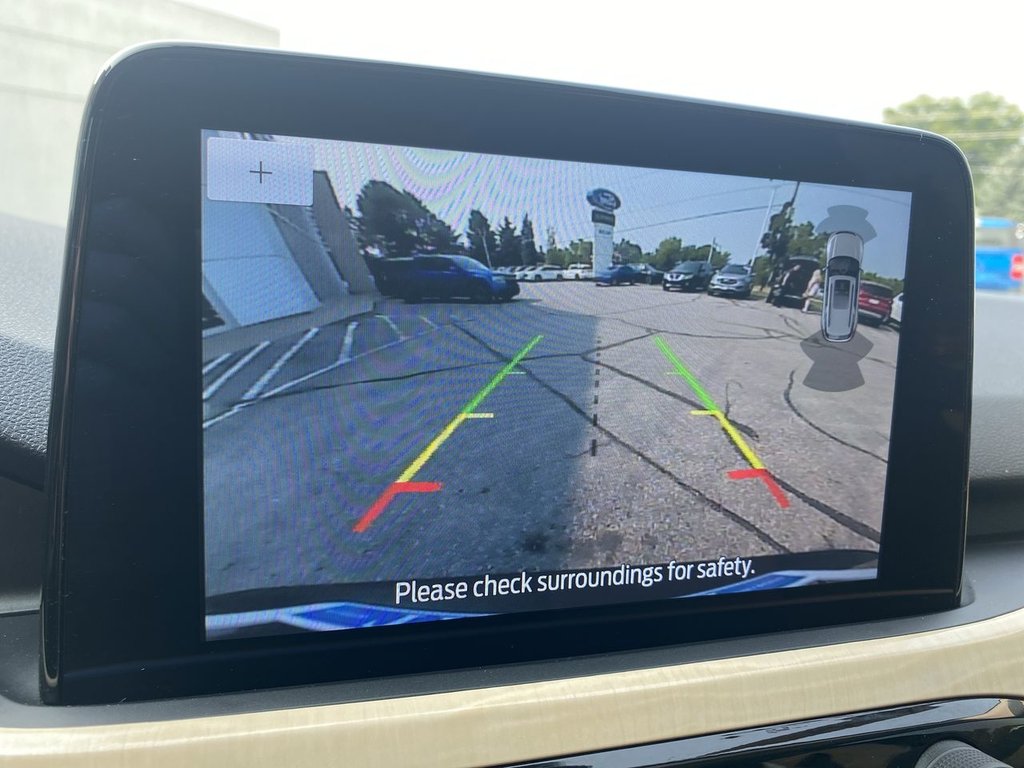 2021 Ford Escape Titanium Hybrid in Alliston, Ontario - 17 - w1024h768px