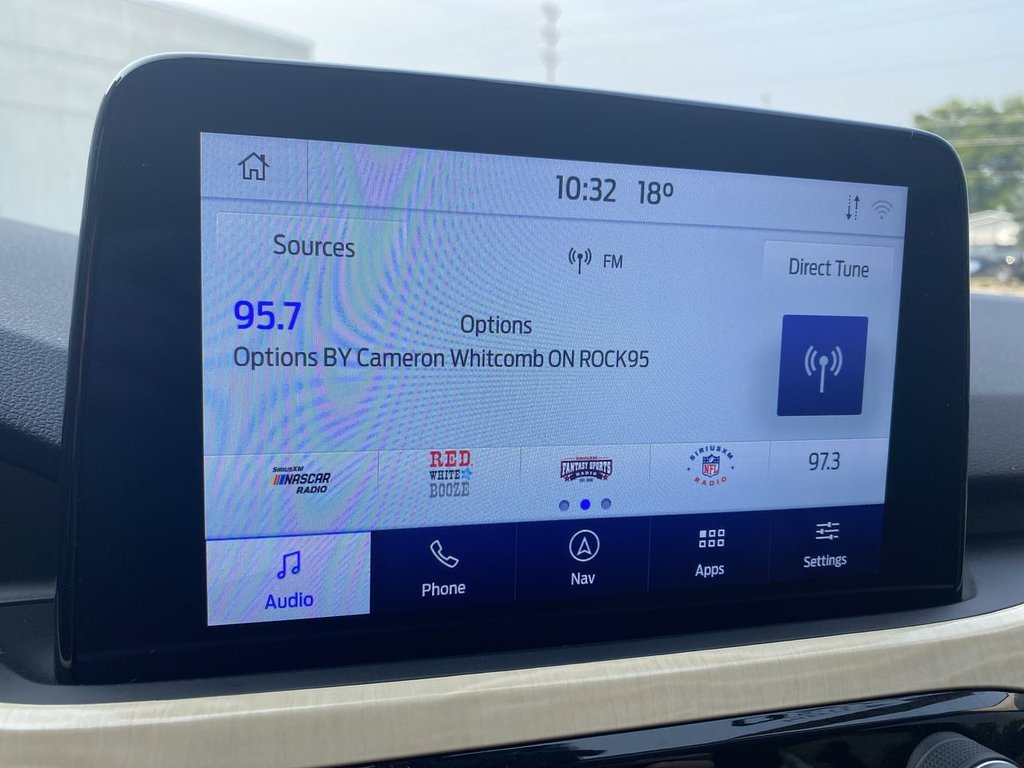 2021 Ford Escape Titanium Hybrid in Alliston, Ontario - 16 - w1024h768px