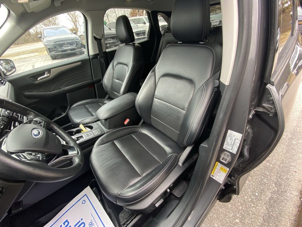 2021 Ford Escape SEL in Alliston, Ontario - 11 - w1024h768px