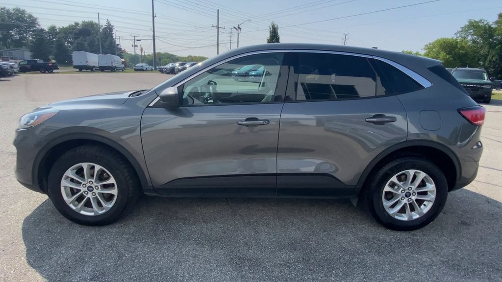 2022 Ford Escape SE in Alliston, Ontario - 5 - w1024h768px