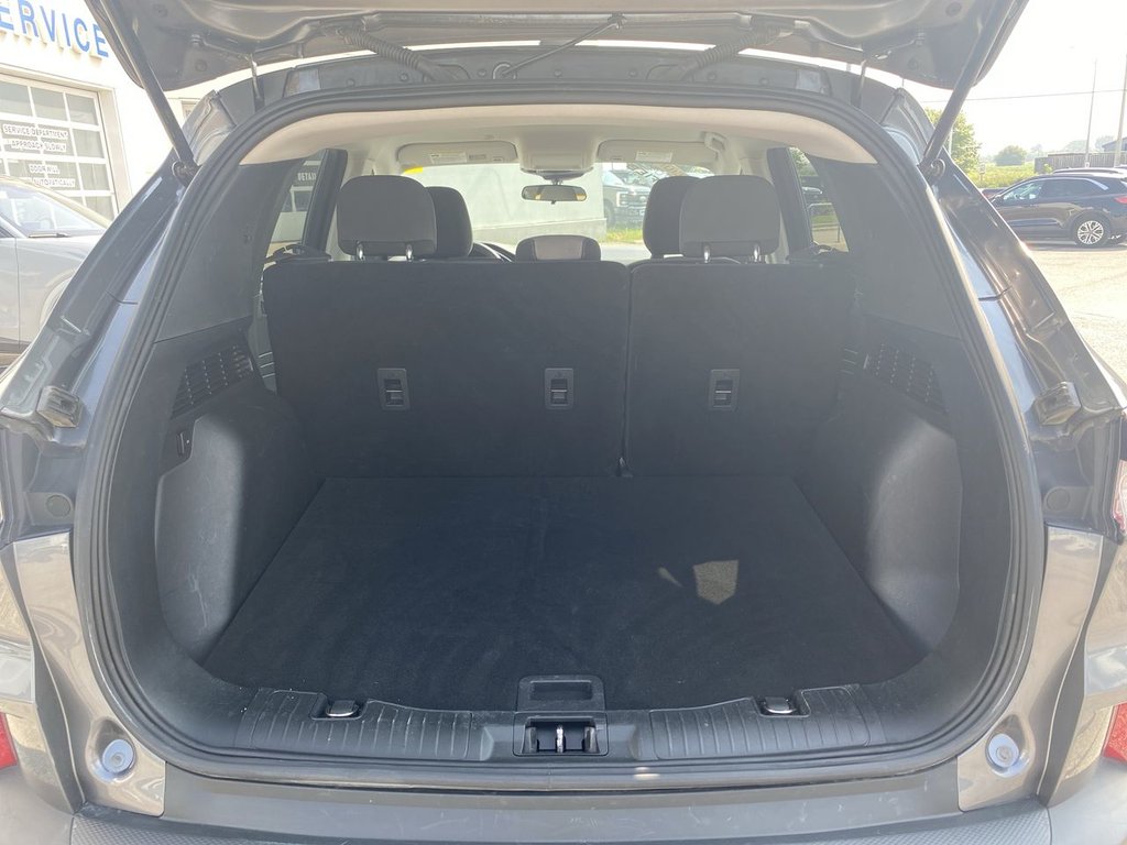 2022 Ford Escape SE in Alliston, Ontario - 23 - w1024h768px
