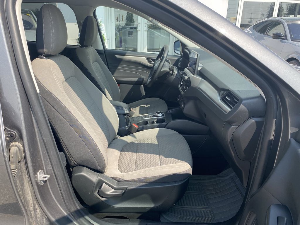 2022 Ford Escape SE in Alliston, Ontario - 24 - w1024h768px
