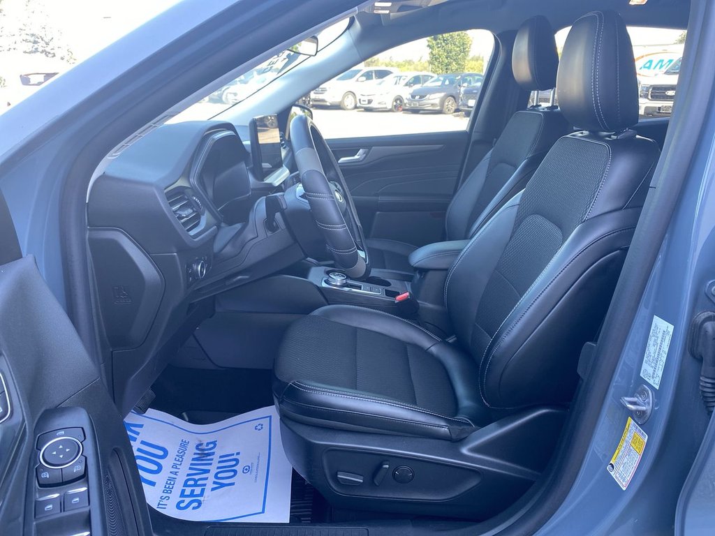 2025 Ford Escape PHEV in Alliston, Ontario - 11 - w1024h768px