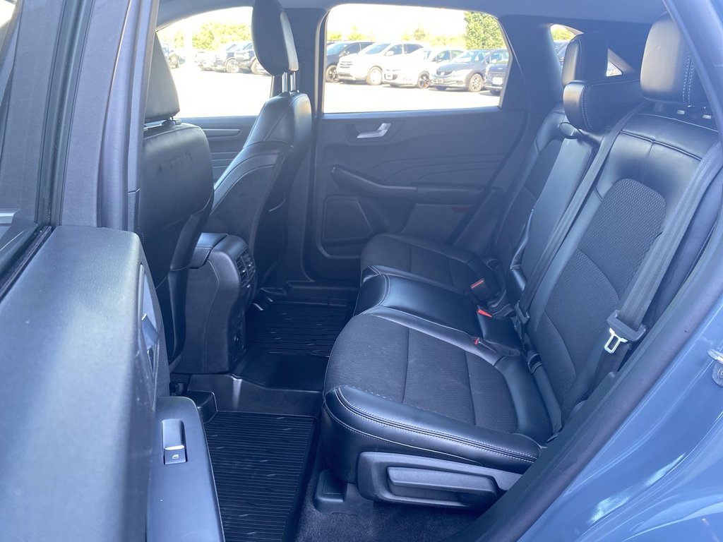 2025 Ford Escape PHEV in Alliston, Ontario - 22 - w1024h768px