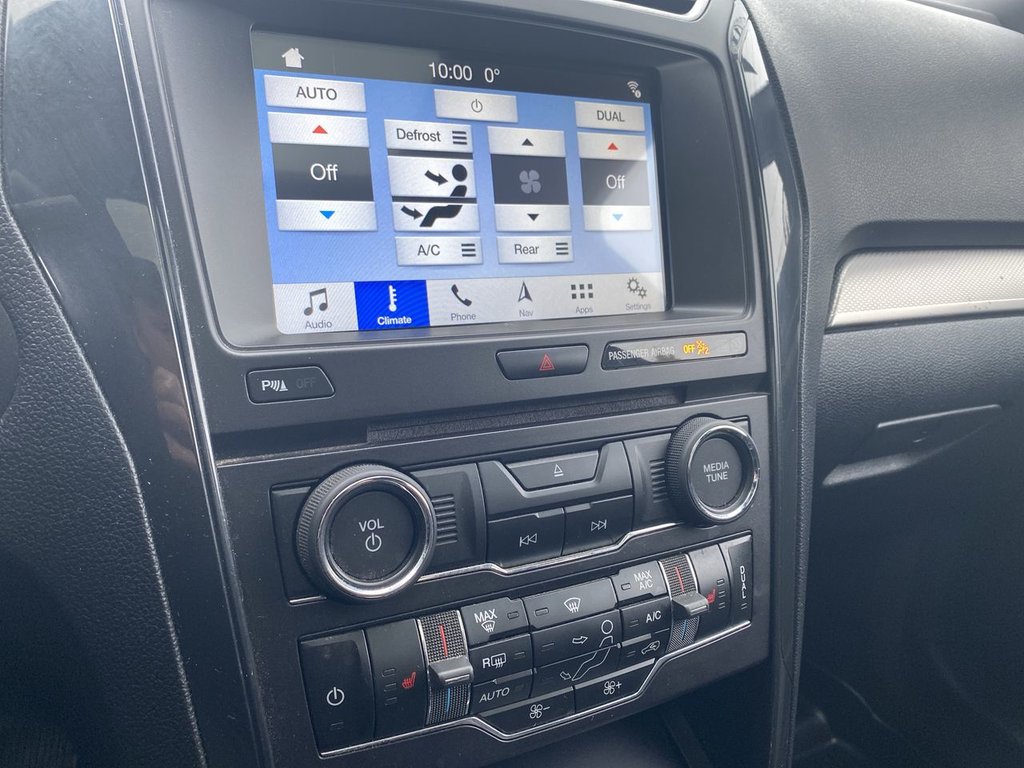 2018 Ford Explorer XLT in Alliston, Ontario - 19 - w1024h768px