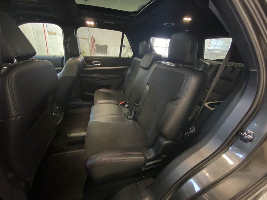 2018 Ford Explorer XLT in Alliston, Ontario - 23 - w1024h768px