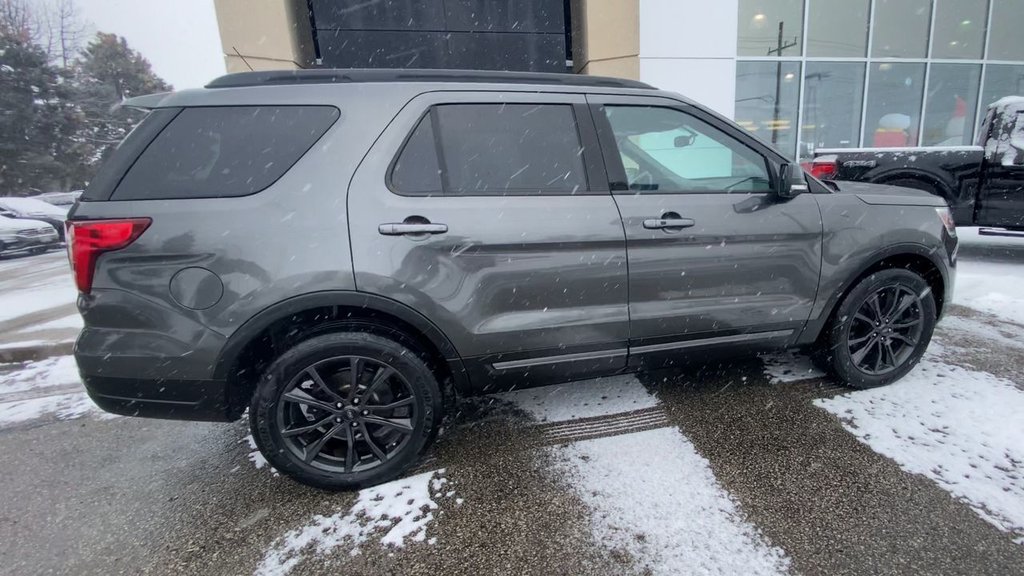 2018 Ford Explorer XLT in Alliston, Ontario - 9 - w1024h768px