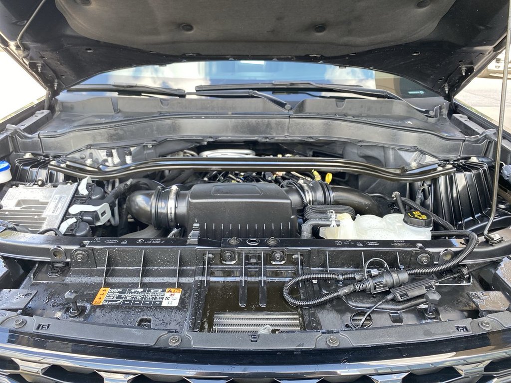 2021 Ford Explorer ST in Alliston, Ontario - 27 - w1024h768px