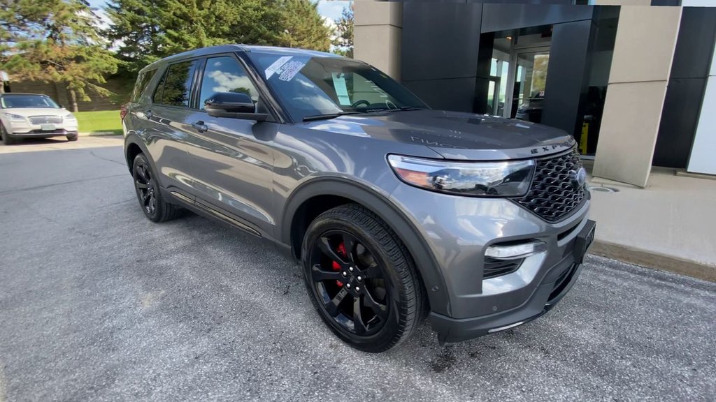 2021 Ford Explorer ST in Alliston, Ontario - 2 - w1024h768px