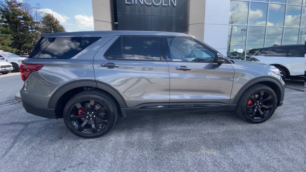 2021 Ford Explorer ST in Alliston, Ontario - 9 - w1024h768px