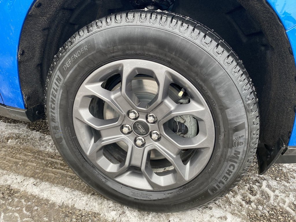 2022 Ford Maverick XLT in Alliston, Ontario - 10 - w1024h768px