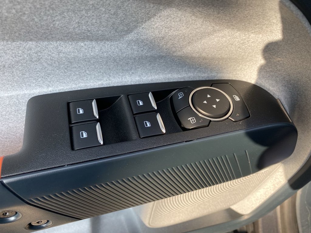 2023 Ford Maverick in Alliston, Ontario - 13 - w1024h768px