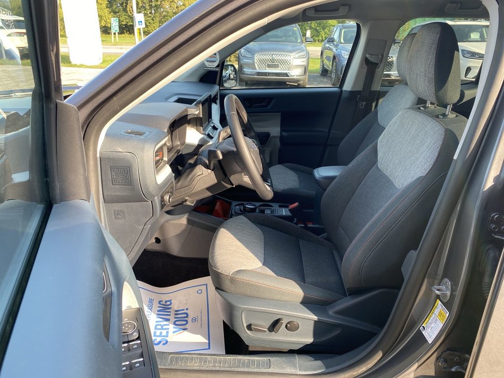 2023 Ford Maverick in Alliston, Ontario - 11 - w1024h768px