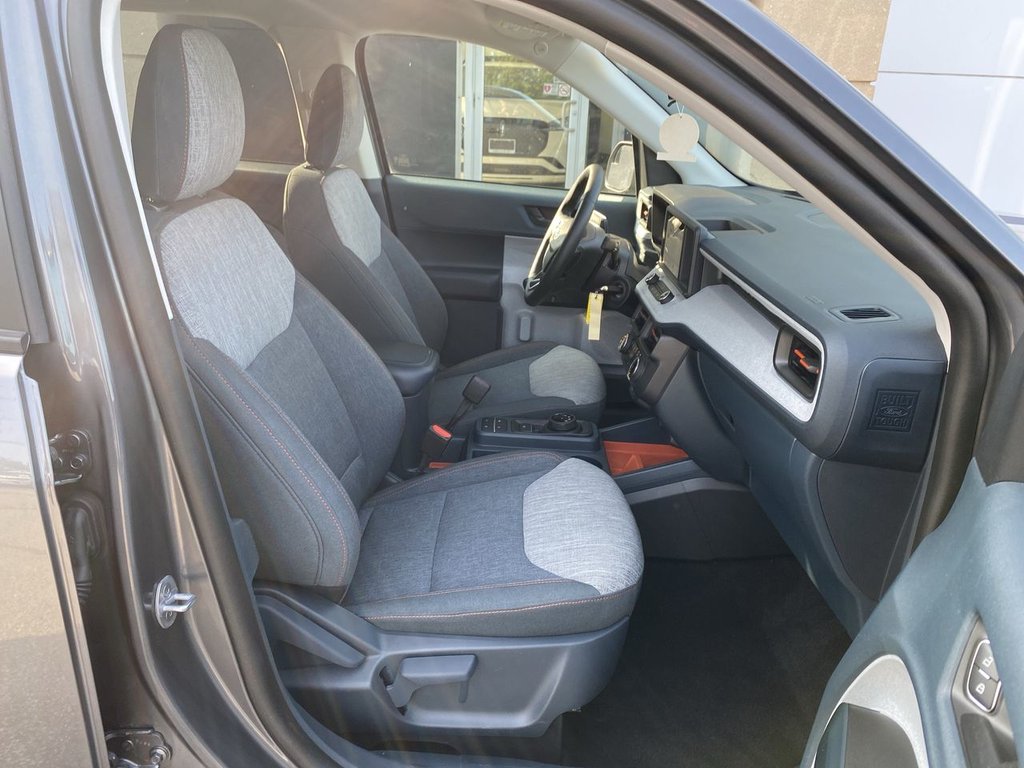 2023 Ford Maverick in Alliston, Ontario - 21 - w1024h768px