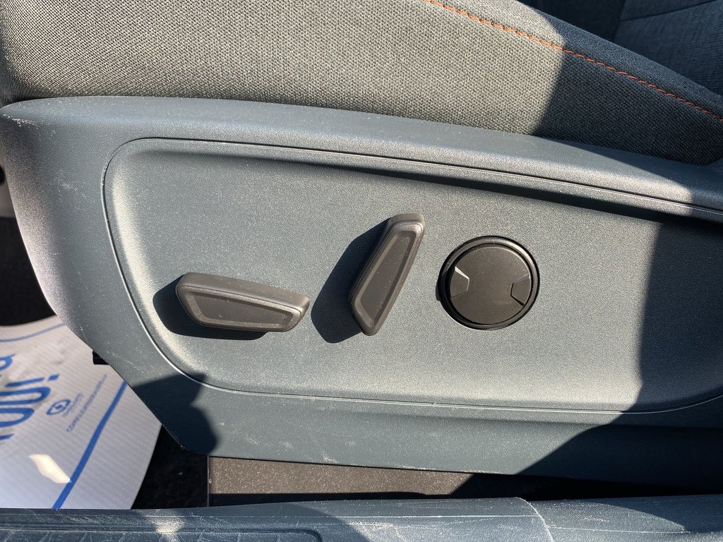 2023 Ford Maverick in Alliston, Ontario - 12 - w1024h768px