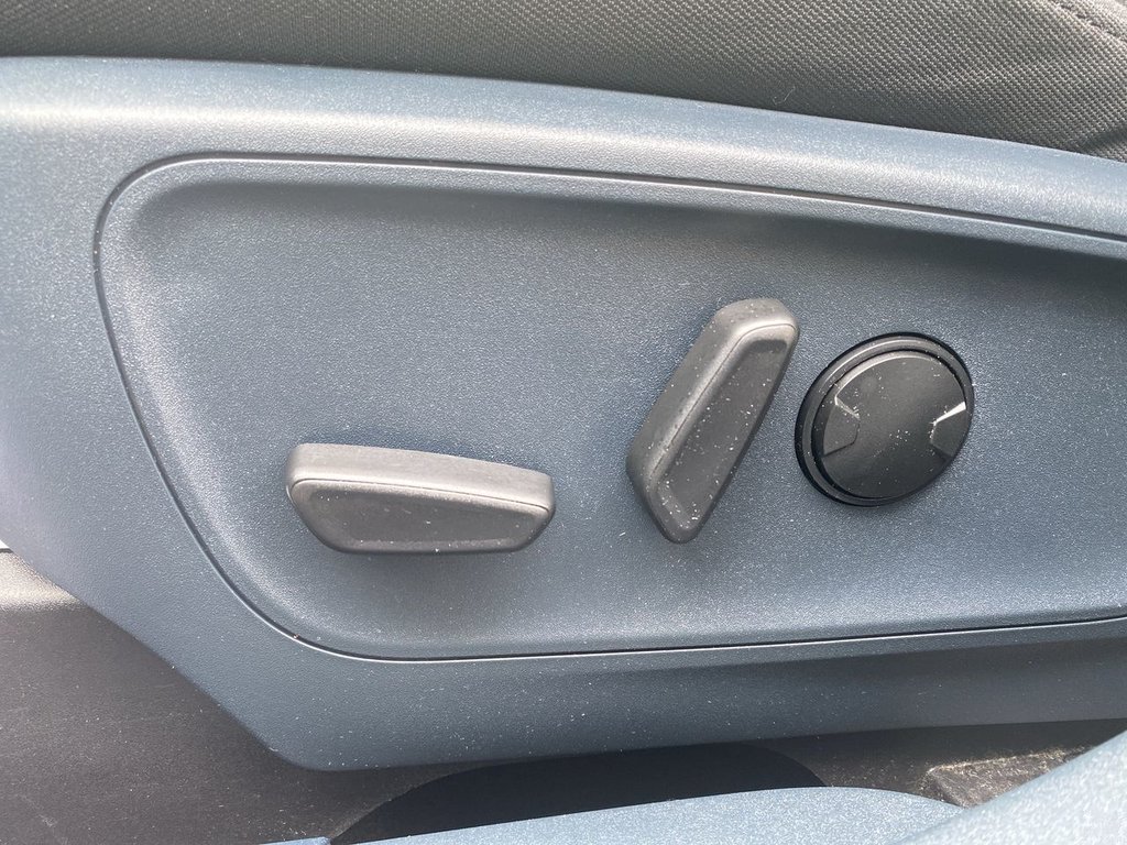 2024 Ford Maverick XLT in Alliston, Ontario - 12 - w1024h768px