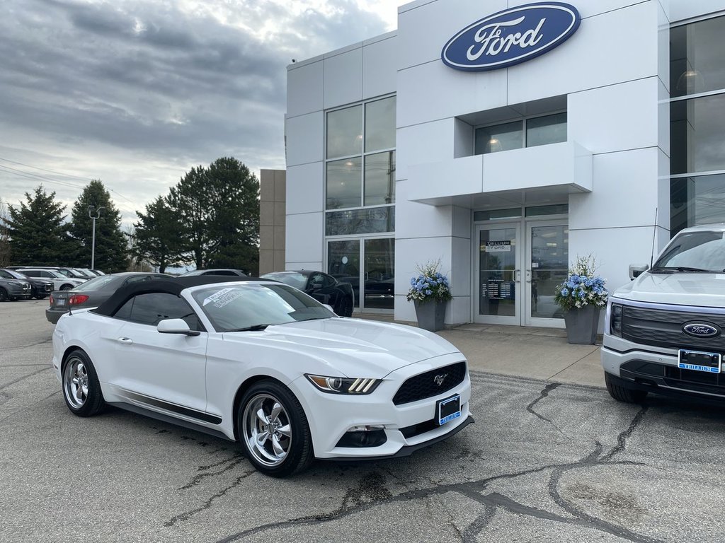 Mustang V6 2017 à Alliston, Ontario - 1 - w1024h768px