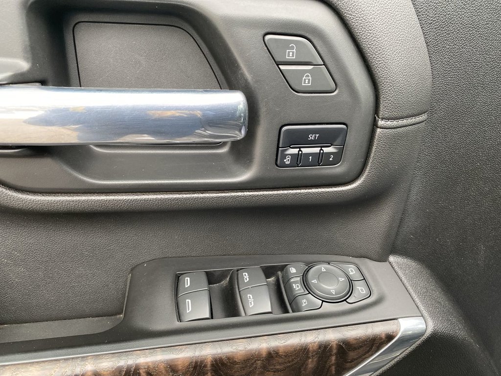 2023 GMC Sierra 2500HD Denali in Alliston, Ontario - 13 - w1024h768px