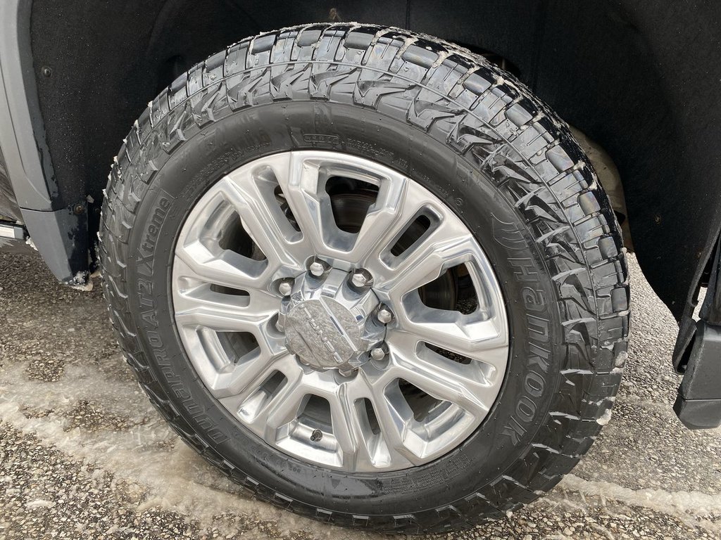 2023 GMC Sierra 2500HD Denali in Alliston, Ontario - 10 - w1024h768px