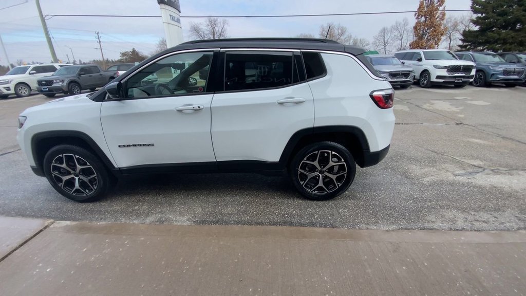2025 Jeep Compass Limited in Alliston, Ontario - 5 - w1024h768px
