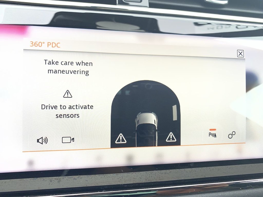 2020 Land Rover Range Rover Evoque R-Dynamic SE in Alliston, Ontario - 17 - w1024h768px