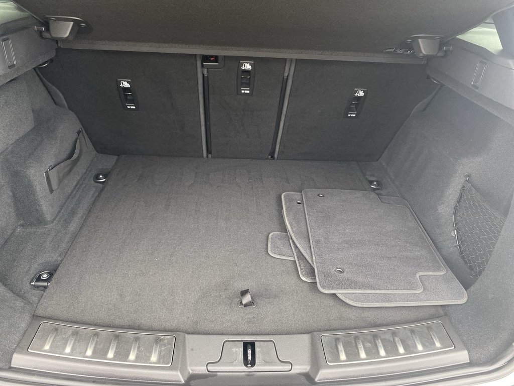 2020 Land Rover Range Rover Evoque R-Dynamic SE in Alliston, Ontario - 23 - w1024h768px