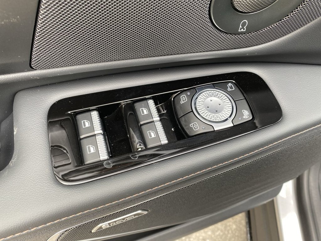 2025 Lincoln NAUTILUS PREMIERE in Alliston, Ontario - 13 - w1024h768px
