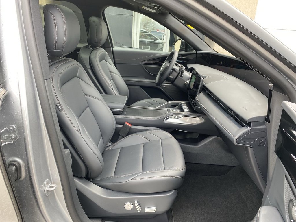 2025 Lincoln NAUTILUS PREMIERE in Alliston, Ontario - 25 - w1024h768px
