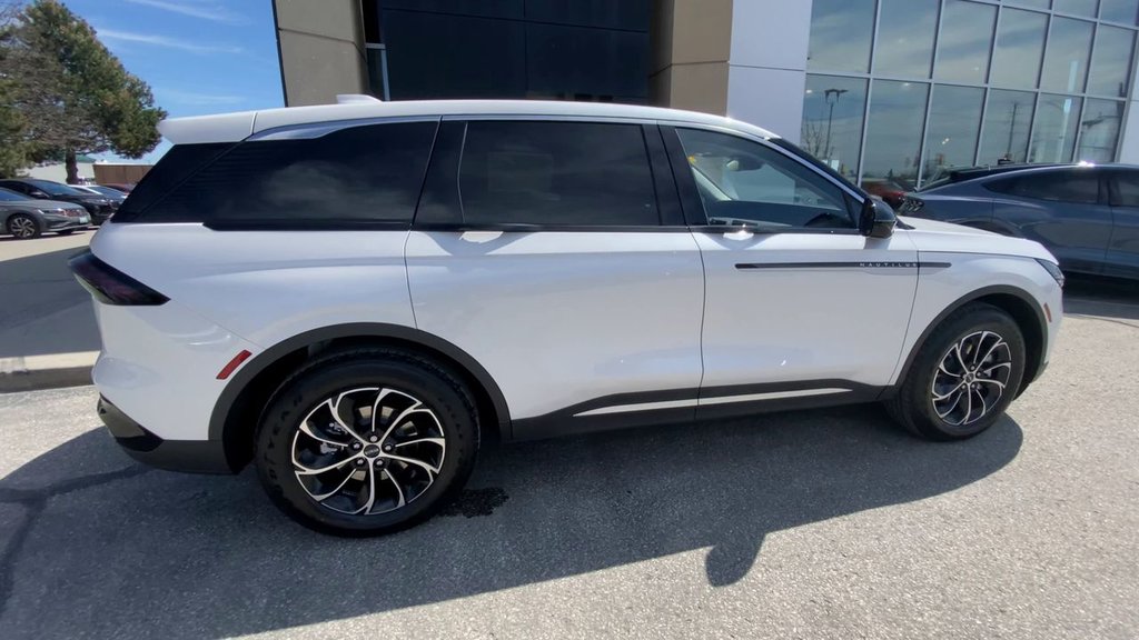 2025 Lincoln NAUTILUS PREMIERE in Alliston, Ontario - 9 - w1024h768px